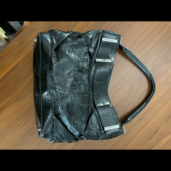 COPY - Burberry - Black Patent Leather Bag - Picture 4 of 8